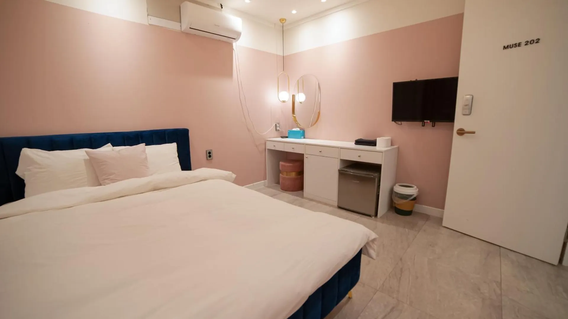 Bed and Breakfast Cloud Hong-Dae Soul Jižní Korea