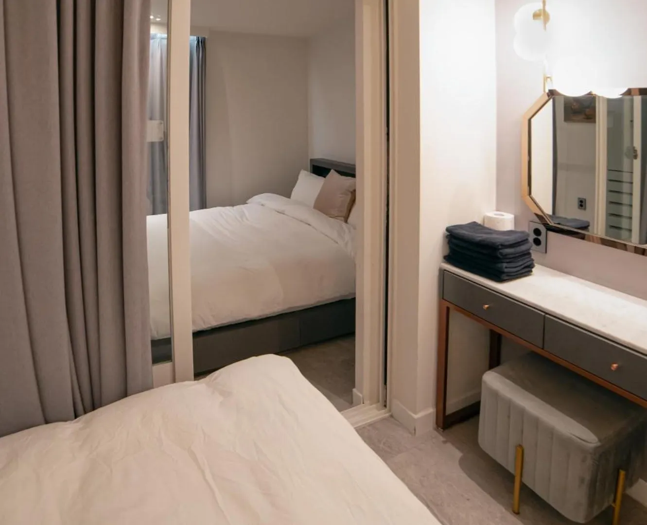 Cloud Hong-Dae Bed & Breakfast Seoul 0*,