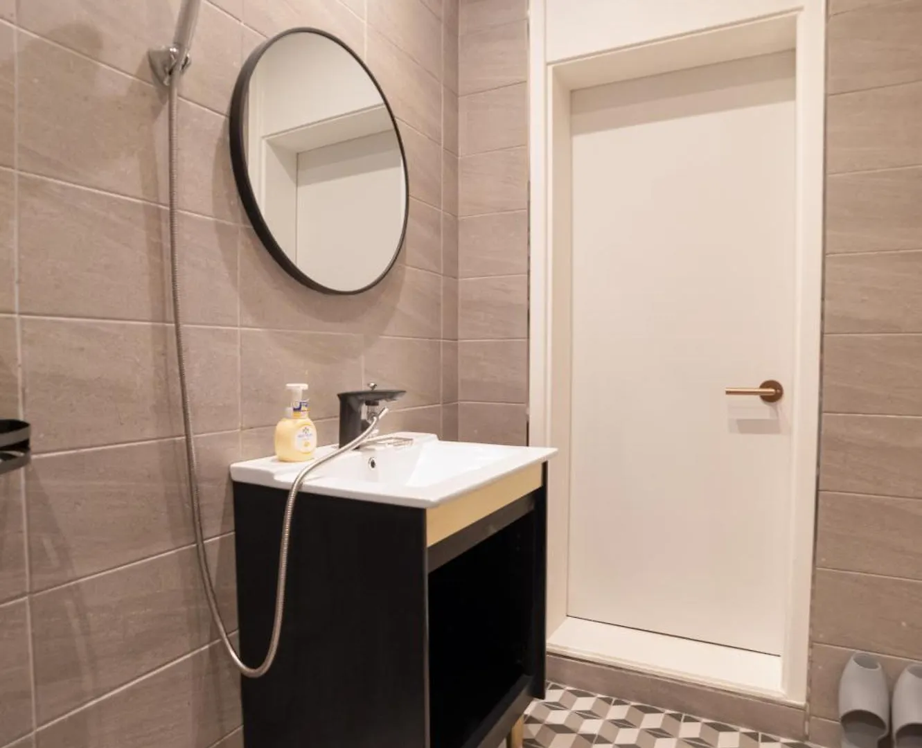 Cloud Hong-Dae Bed & Breakfast Seoul