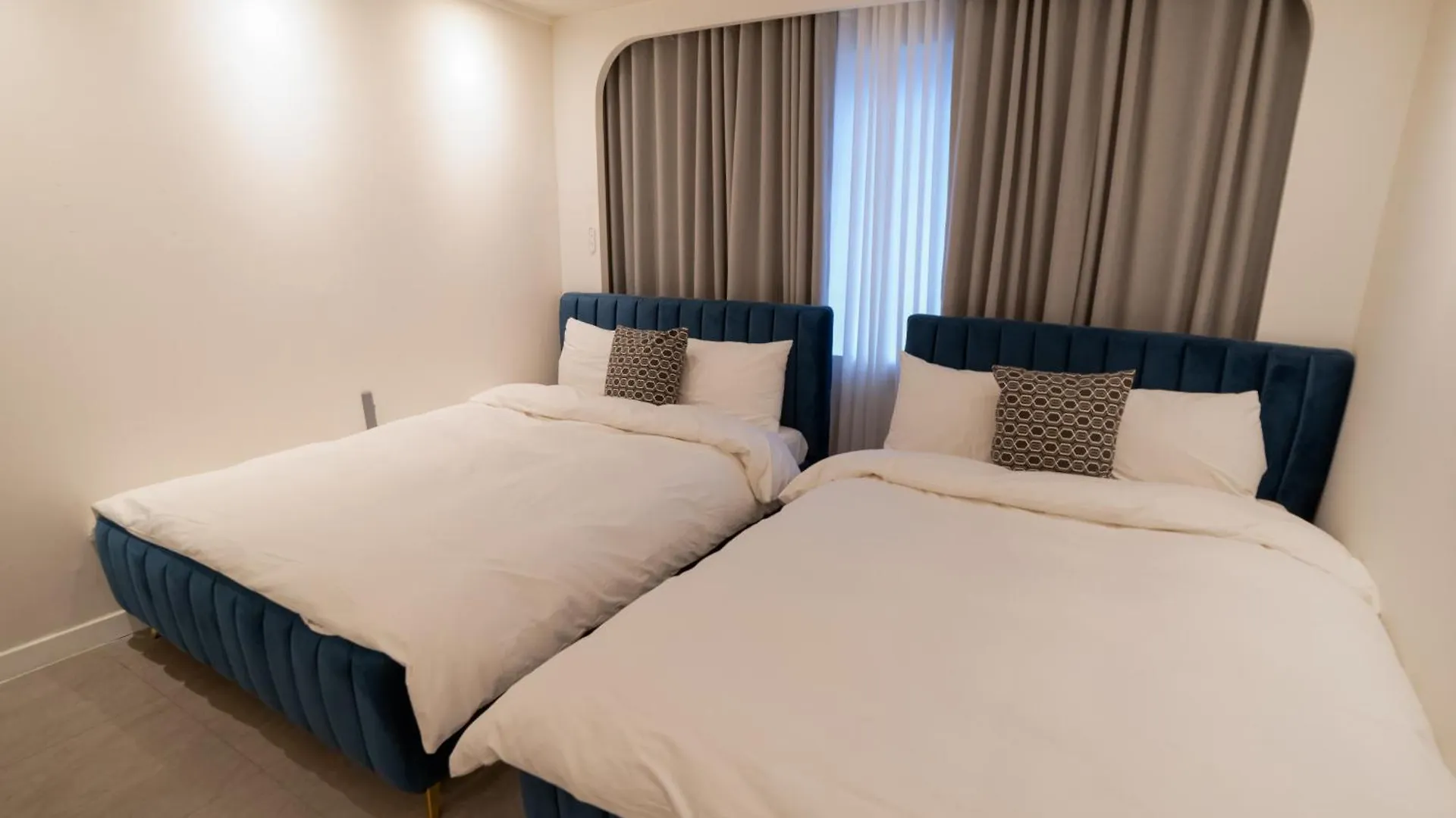 Cloud Hong-Dae Bed & Breakfast Seoul